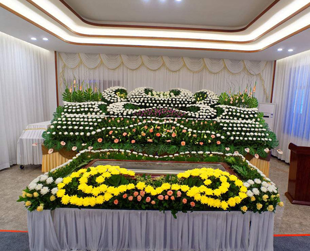 68208237bf1c0.jpg 1-2106041z5051m.jpg